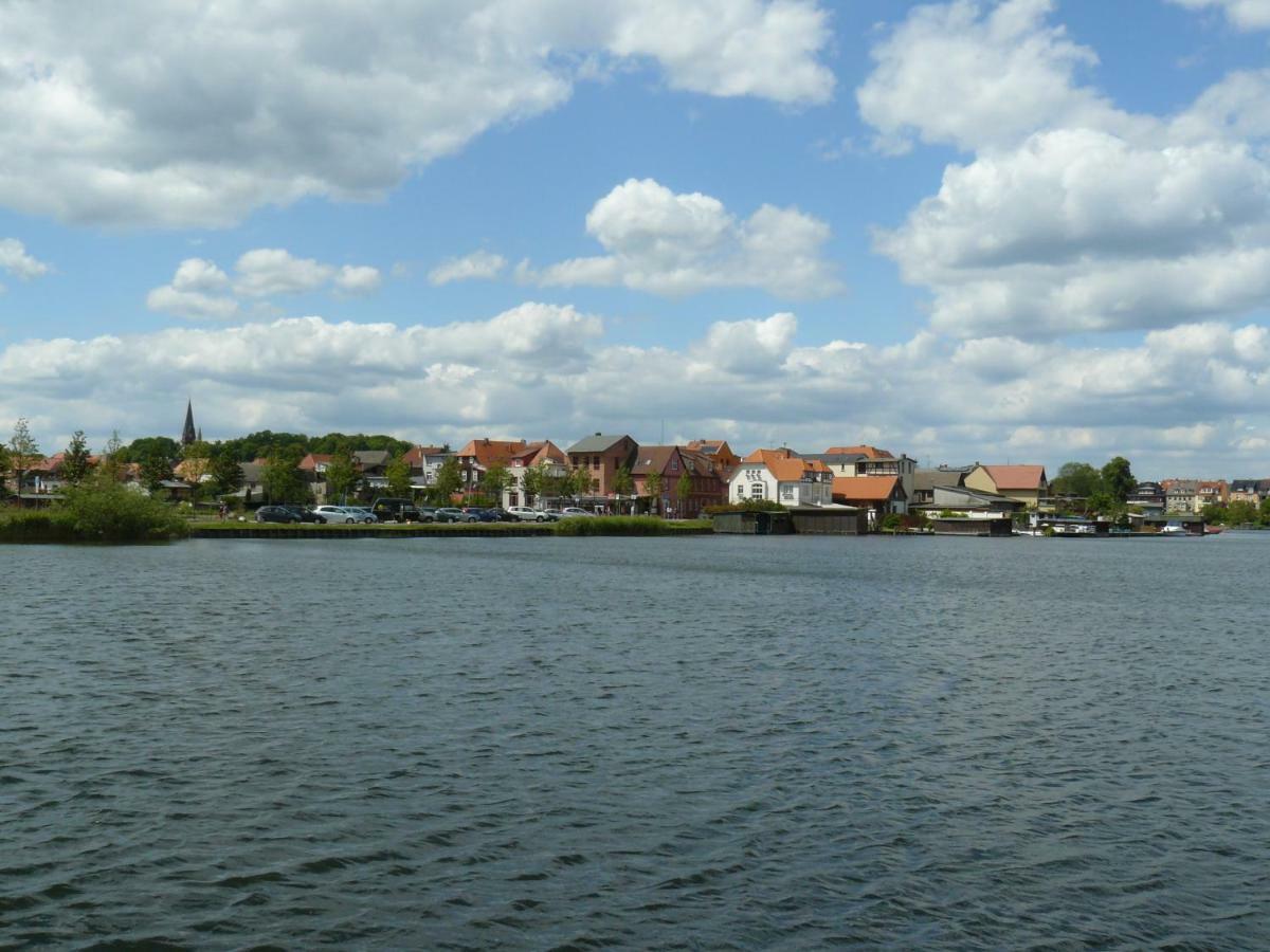 Kleines Ferienhaus Am Feldrand Malchow  Exteriör bild